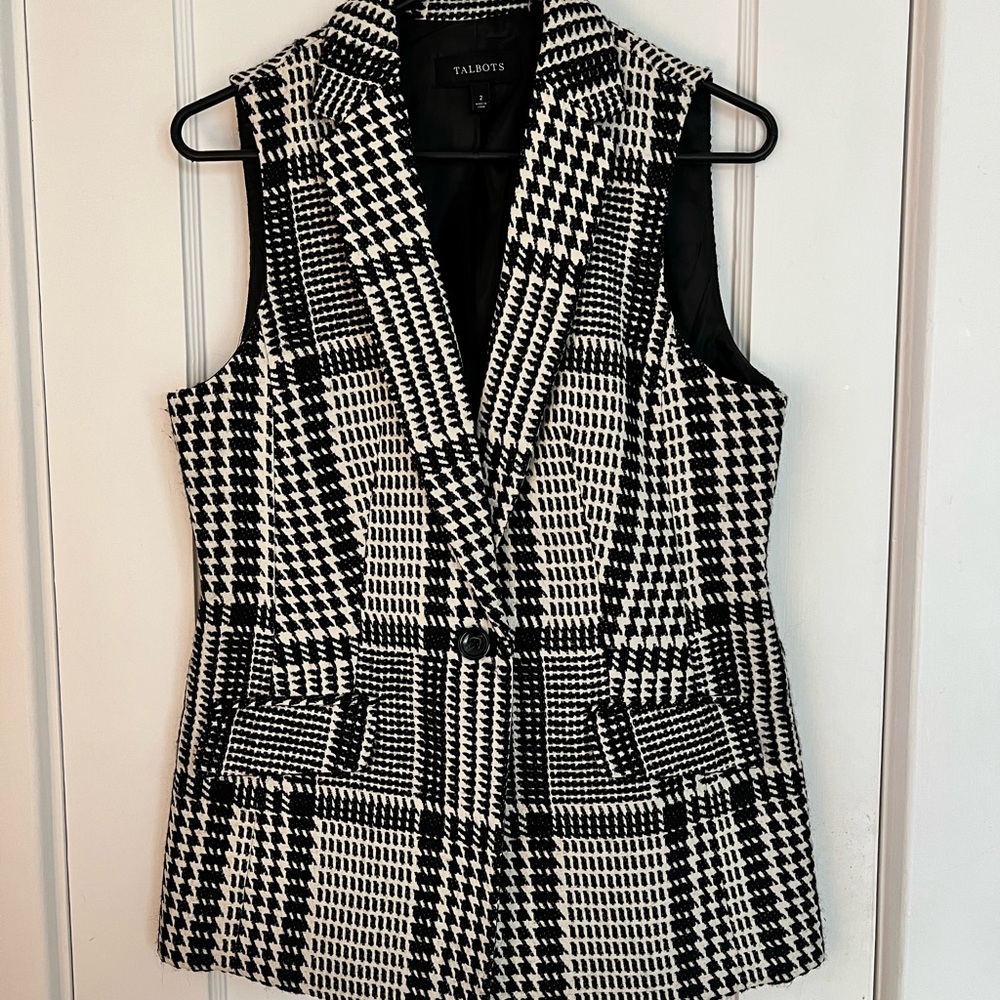 Talbots Black and White Houndstooth Vest